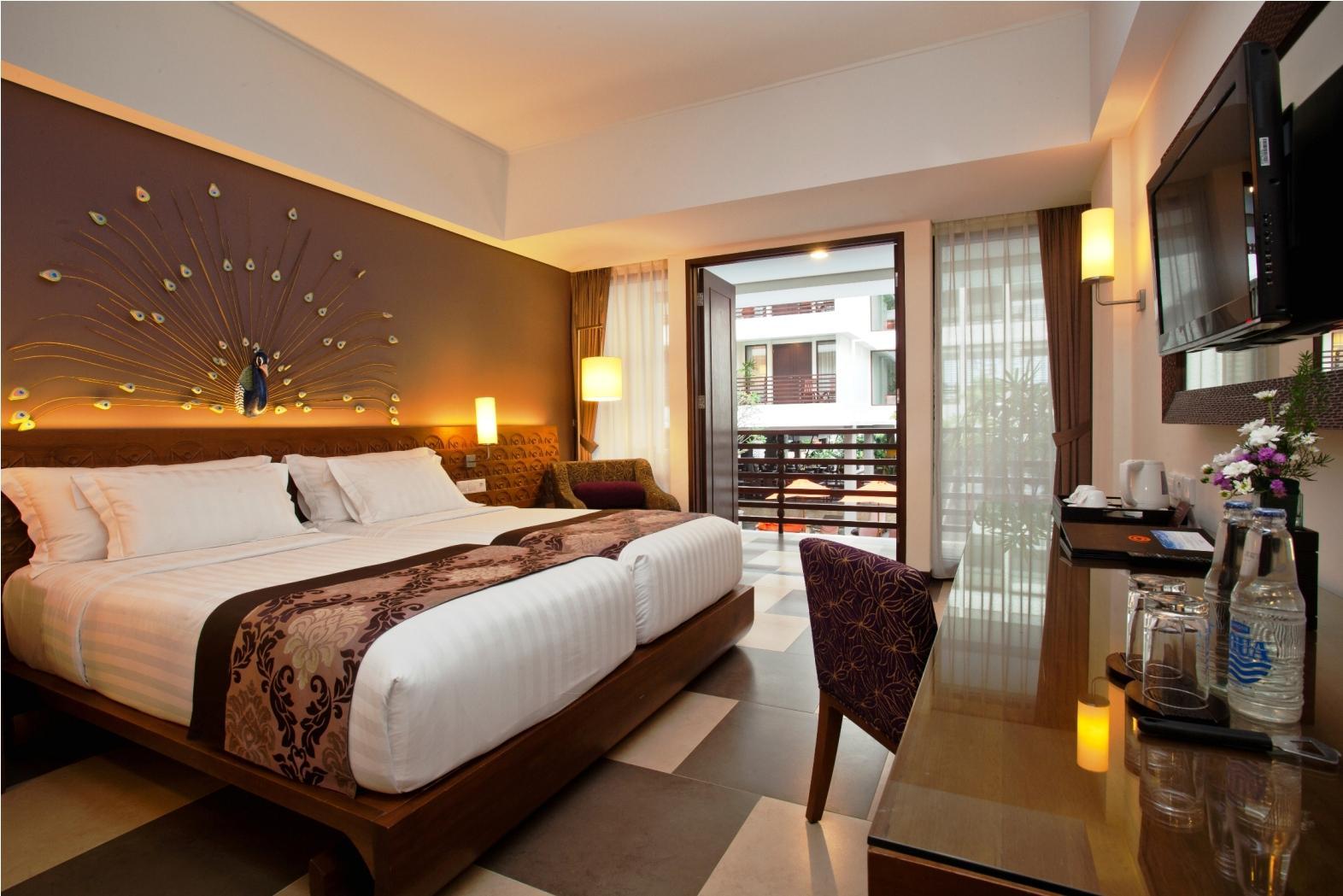 Hotel Sun Island & Kuta 4*