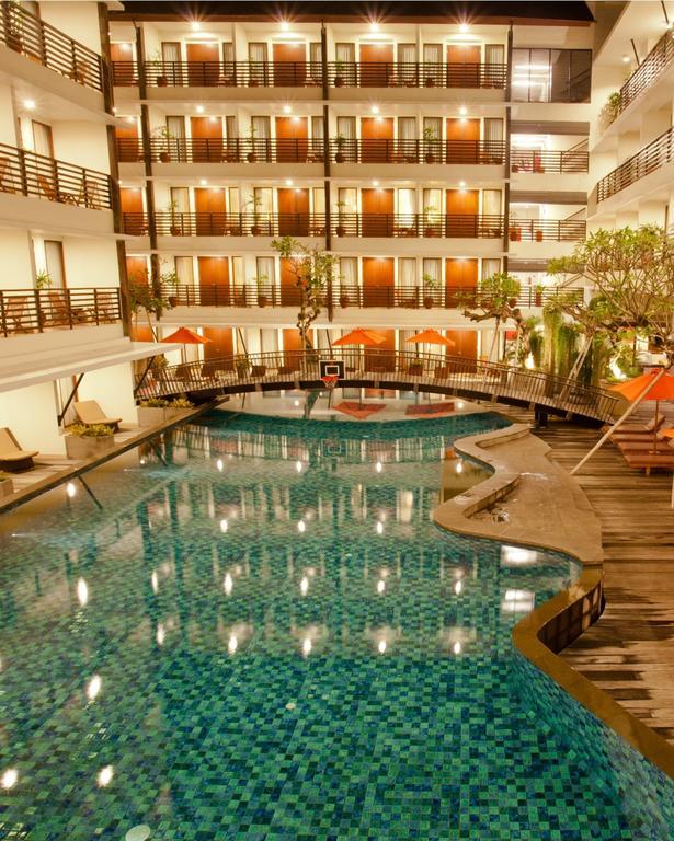 Sun Island & Kuta Hotel 4*