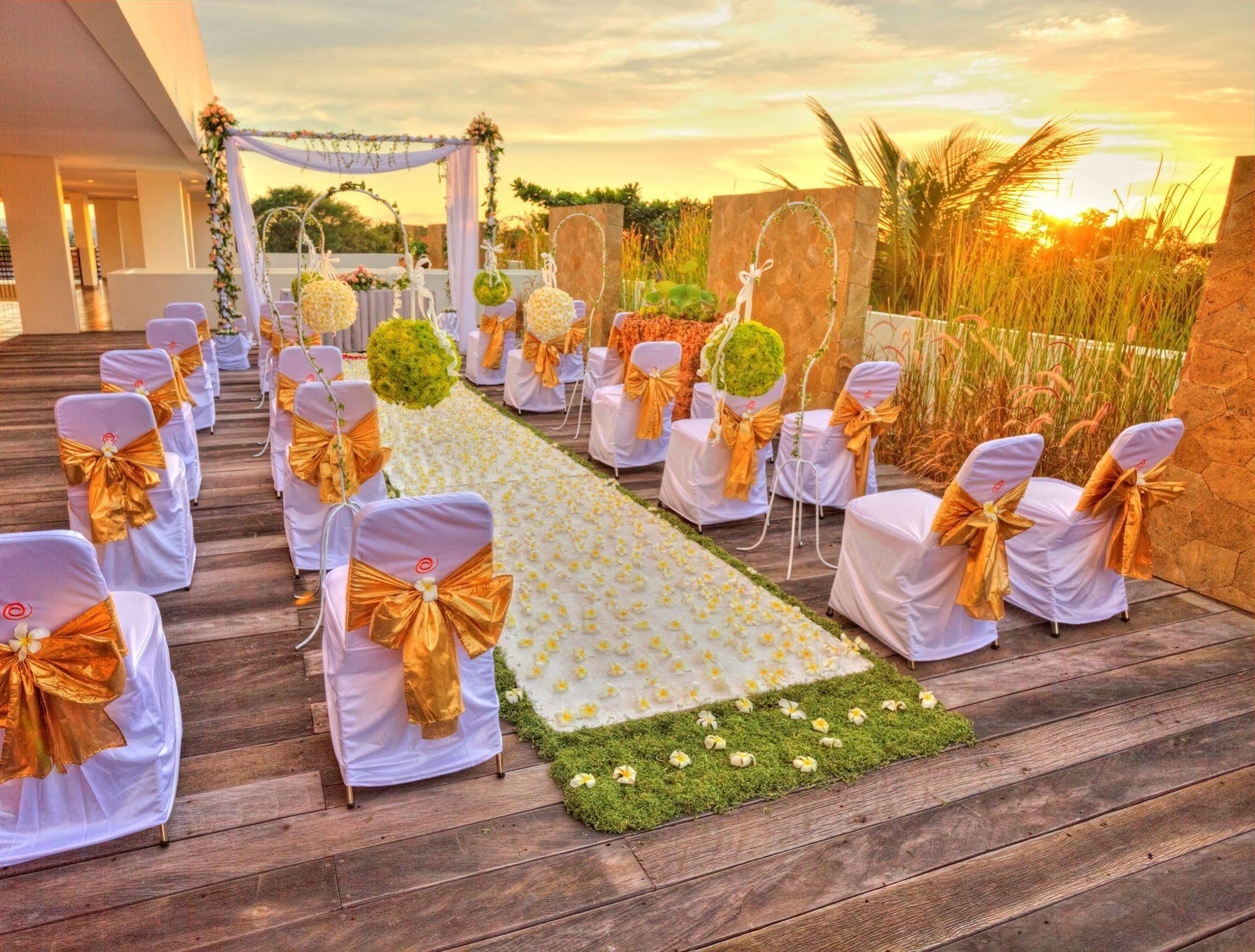 Hotel Sun Island & Kuta 4*