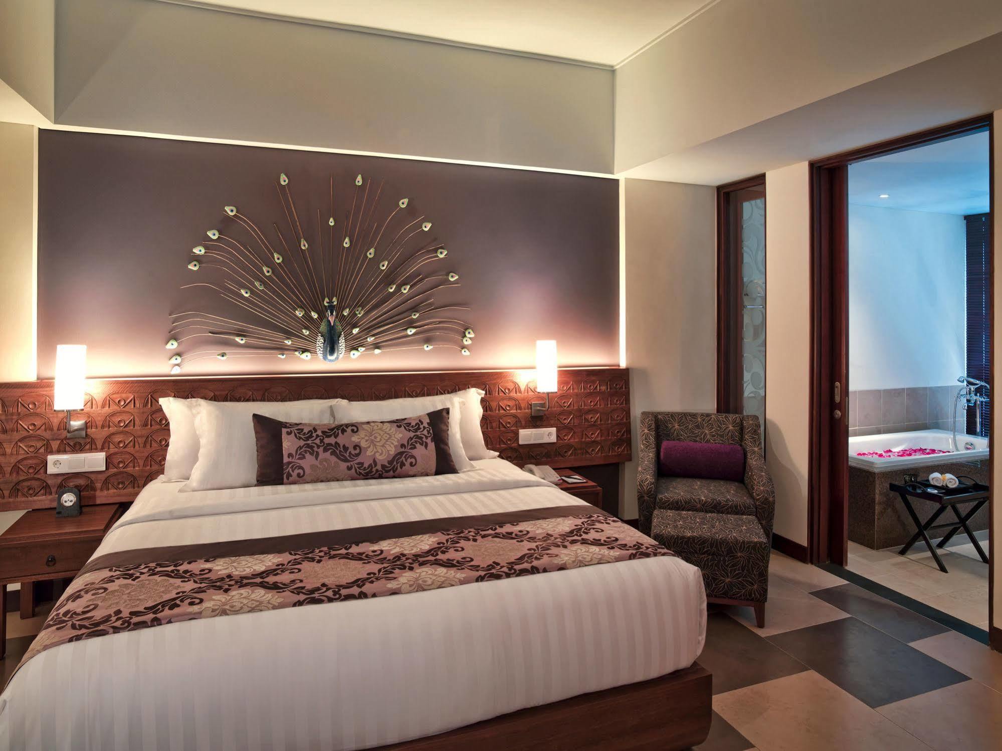 Hotel Sun Island & Kuta