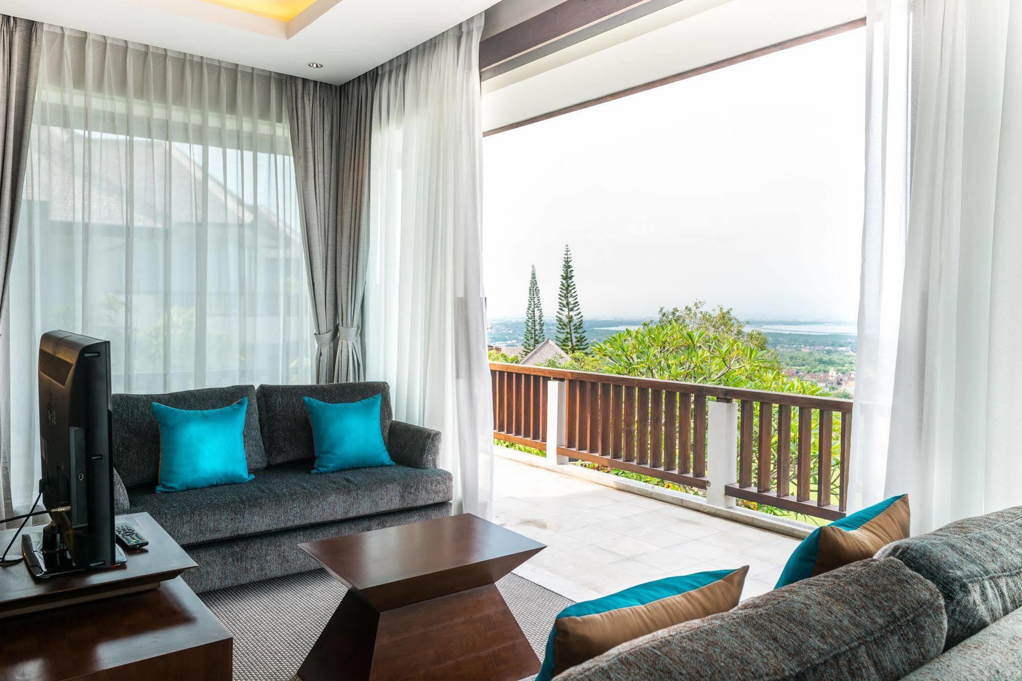 Sun Island & Kuta 4*