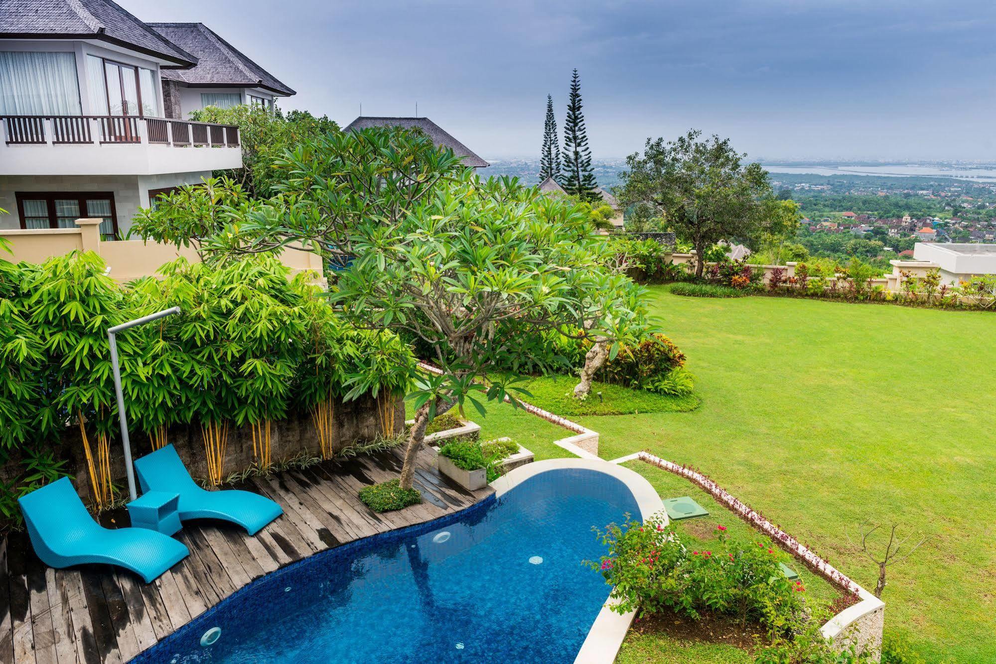 Sun Island & Kuta Kuta (Bali)