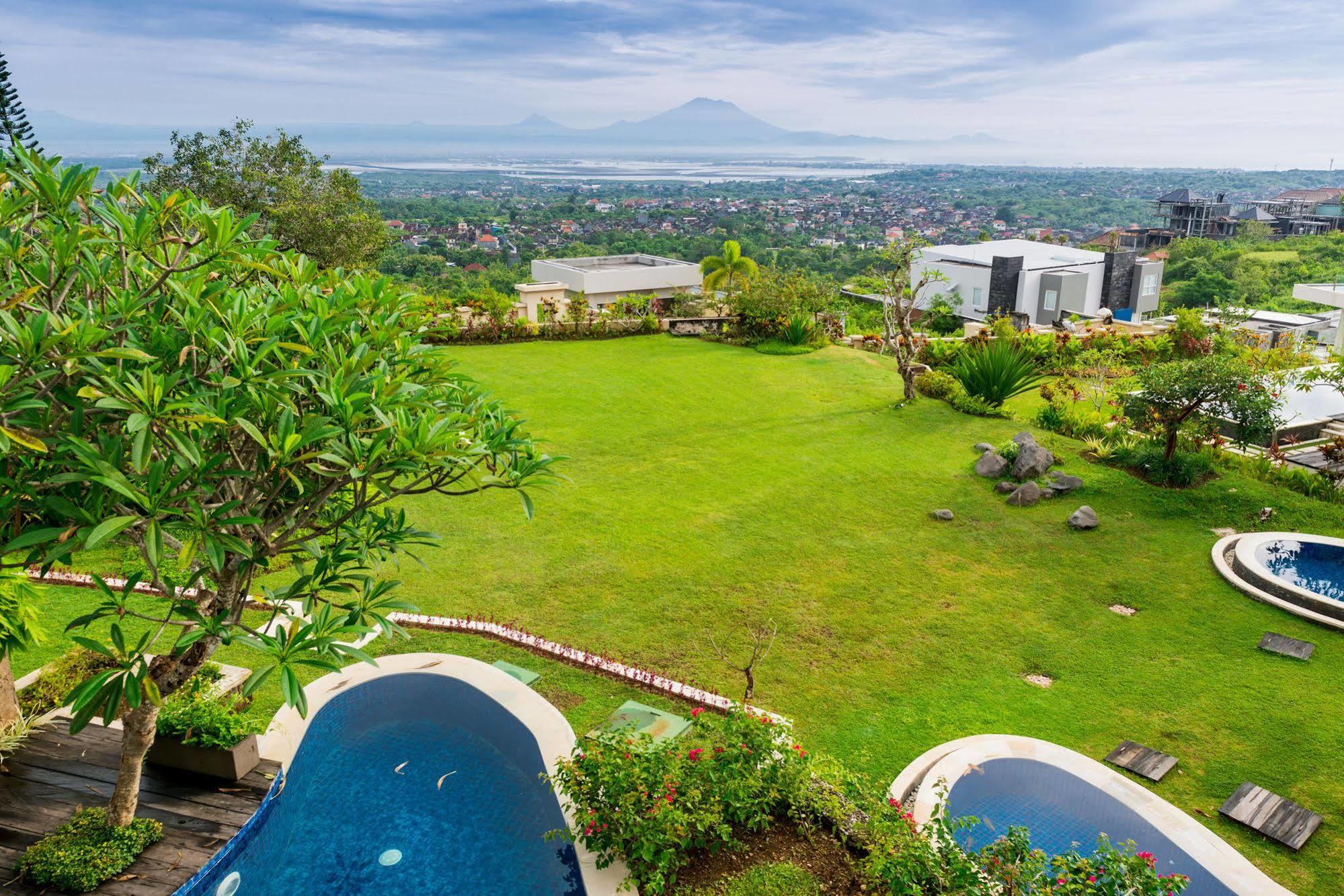 Sun Island & Kuta 4*