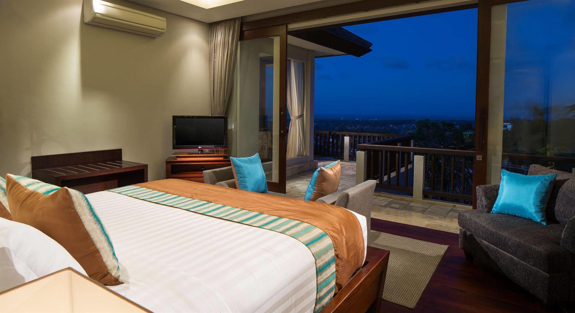 Hotel Sun Island & Kuta