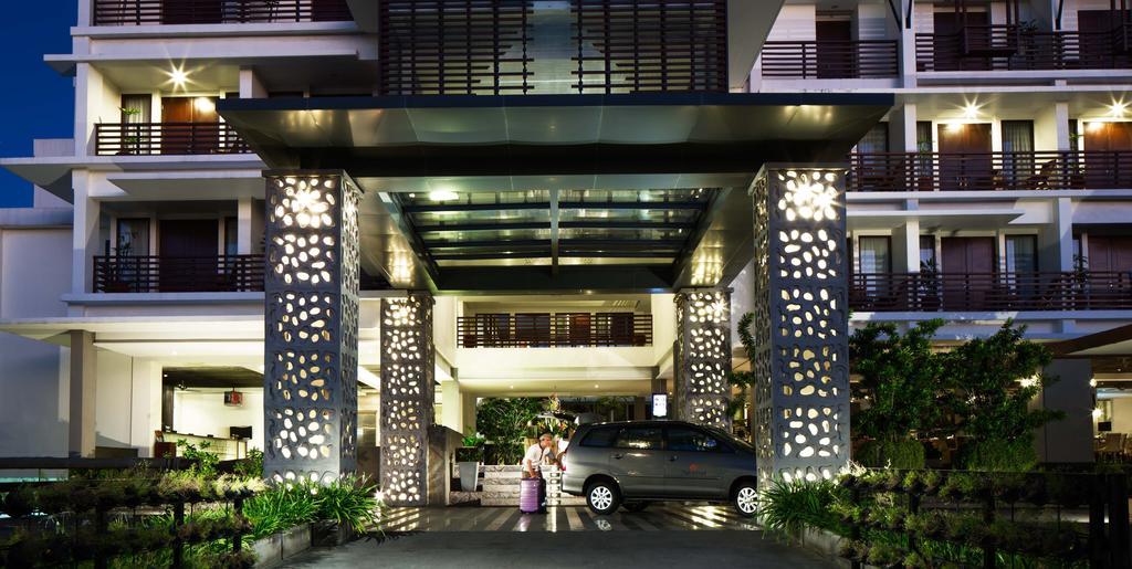 Hotel Sun Island & Kuta 4*